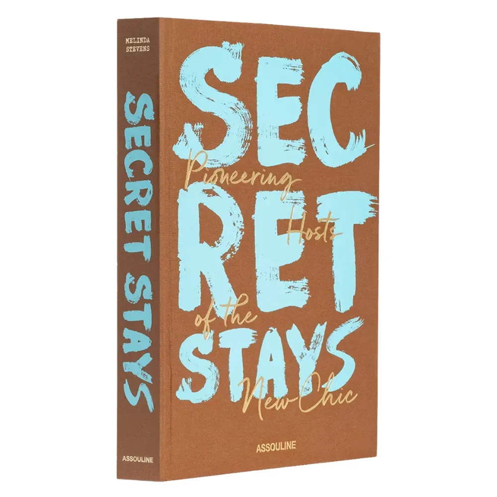 Книга Secret Stays, Pioneering Hosts of the new Chic фото 1