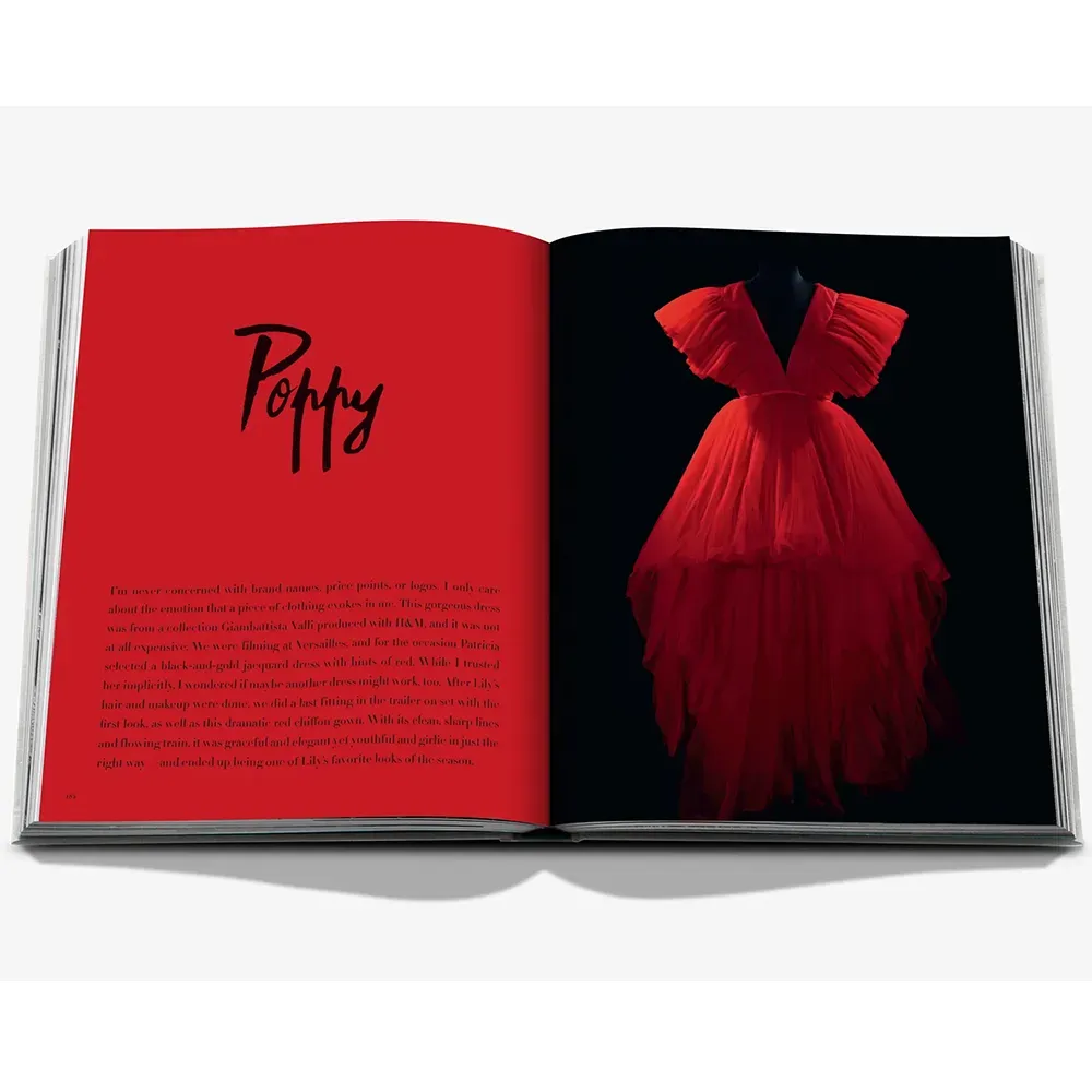 Книга Emily in Paris: The Fashion Guide фото 11