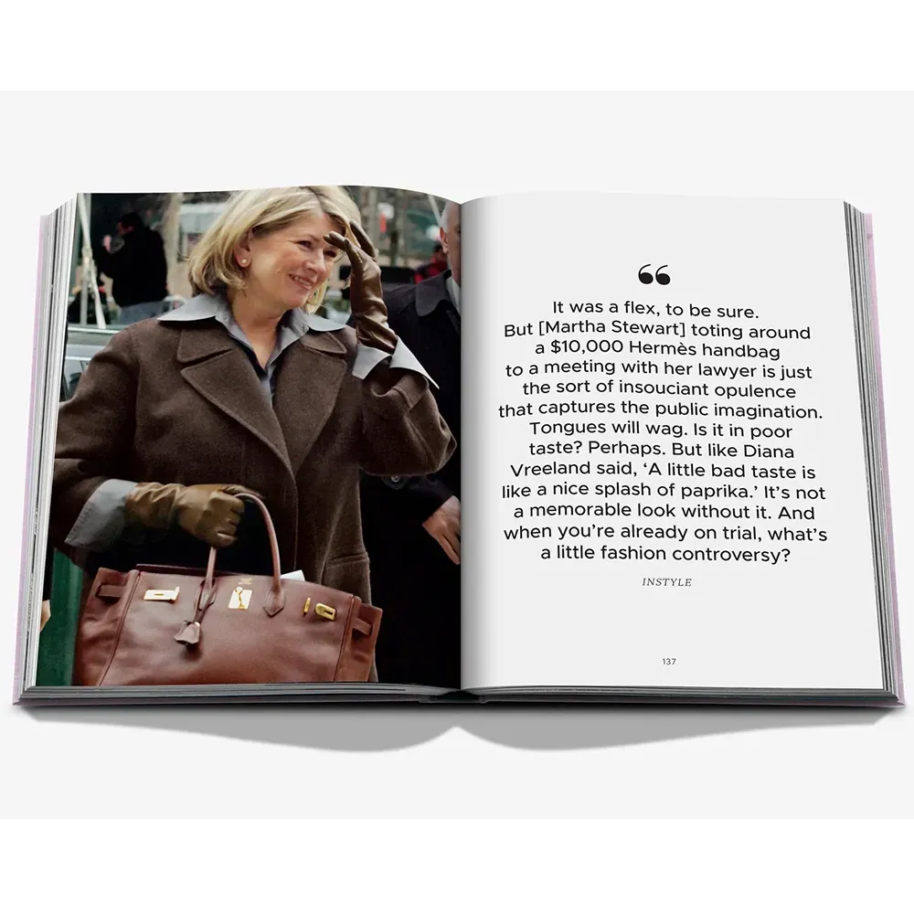Fashionphile: TheBook of Iconic Bags фото 9