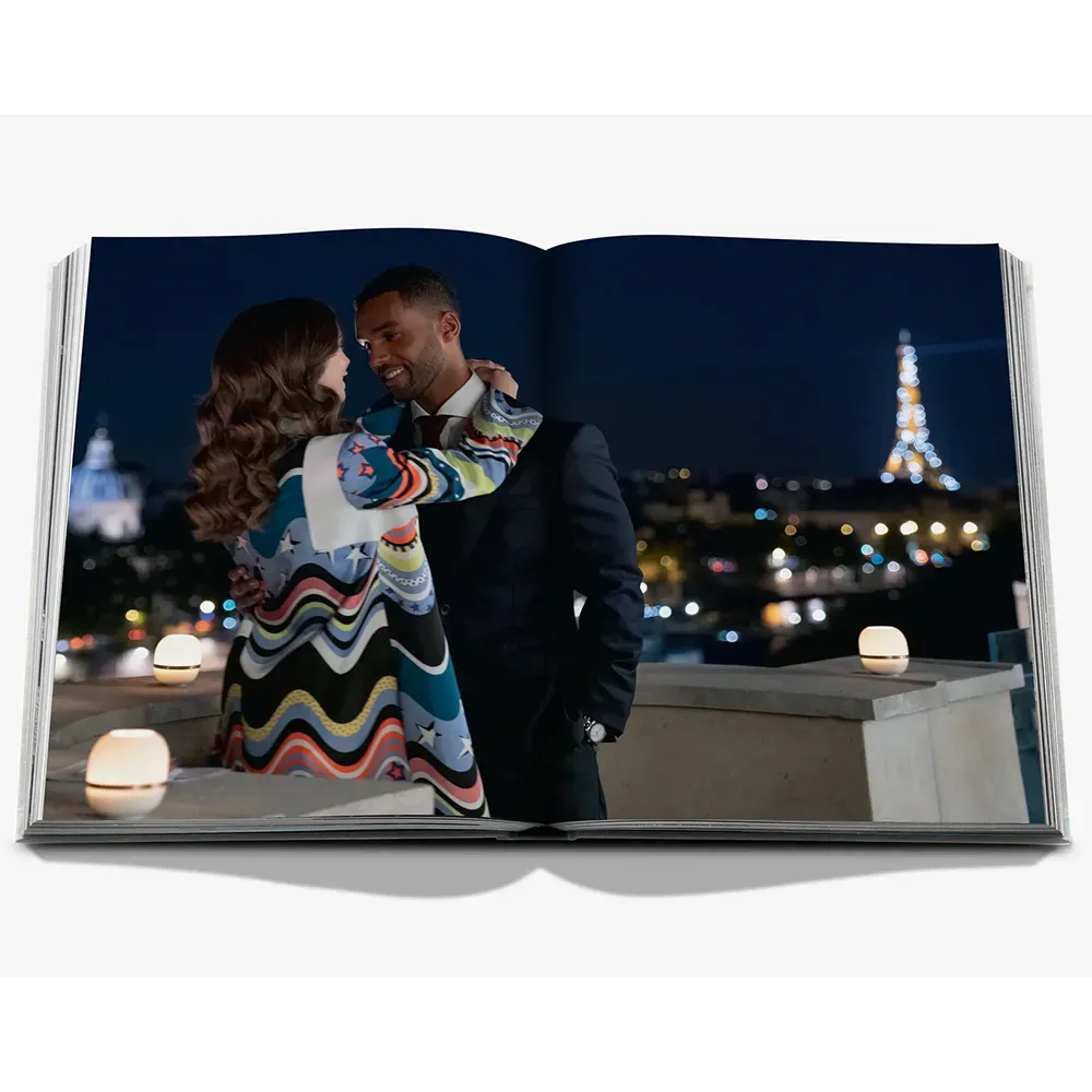 Книга Emily in Paris: The Fashion Guide фото 16