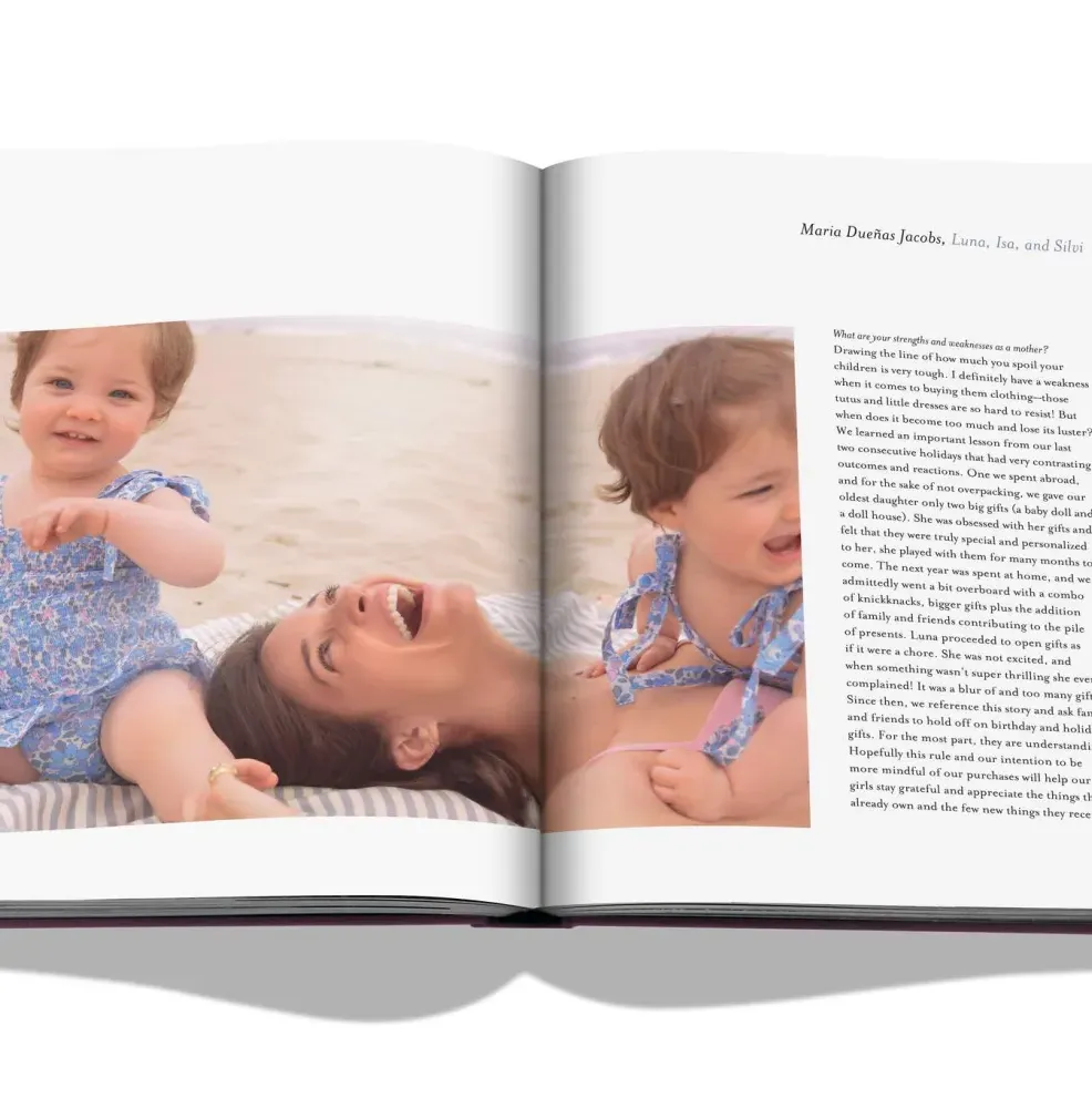 Книга Mother and Child фото 7