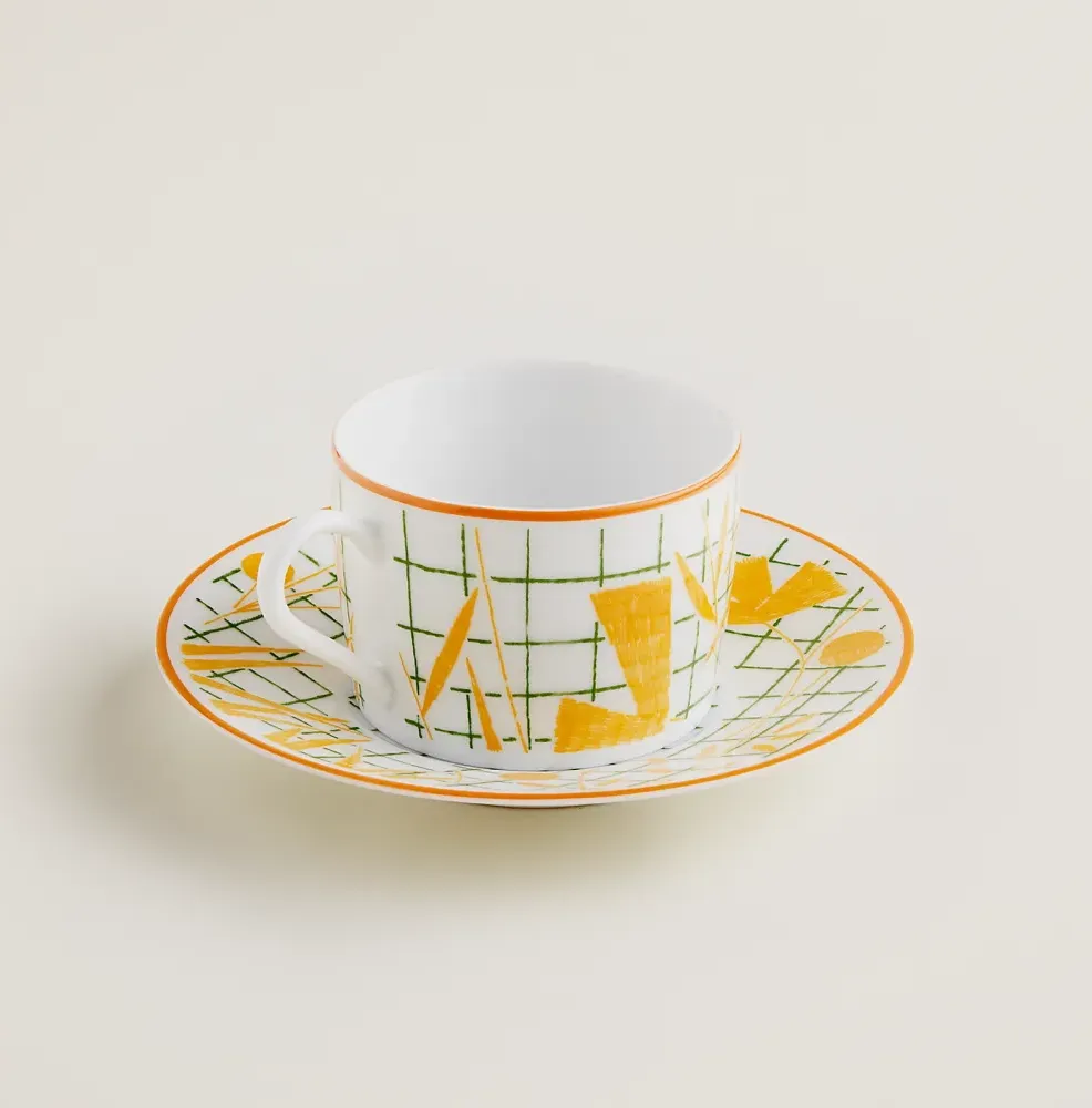 Tea Cup and Saucer A Walk in the Garden Yellow фото 2