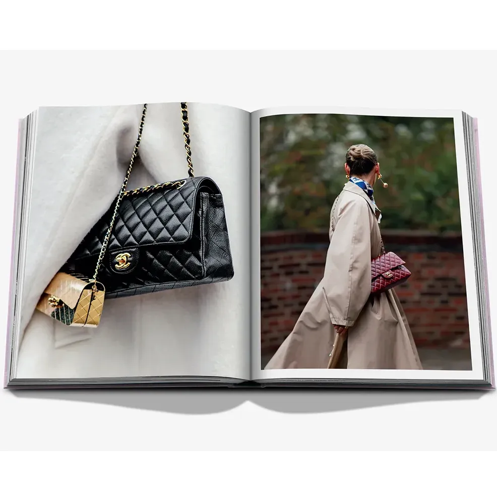 Fashionphile: TheBook of Iconic Bags фото 5